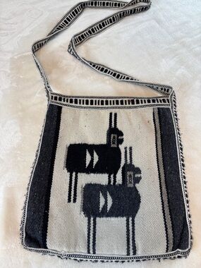 Handwoven Black & Cream Llama Wool Crossbody Bag Ecuador BOHO Festivals